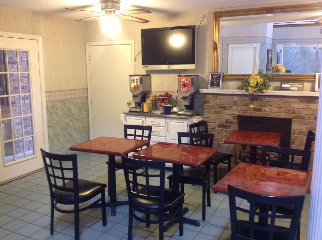 Americas Best Value Inn Блу-Ридж Экстерьер фото