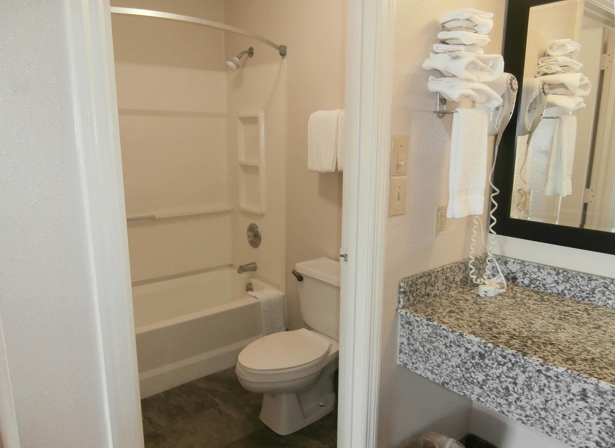 Americas Best Value Inn Блу-Ридж Экстерьер фото
