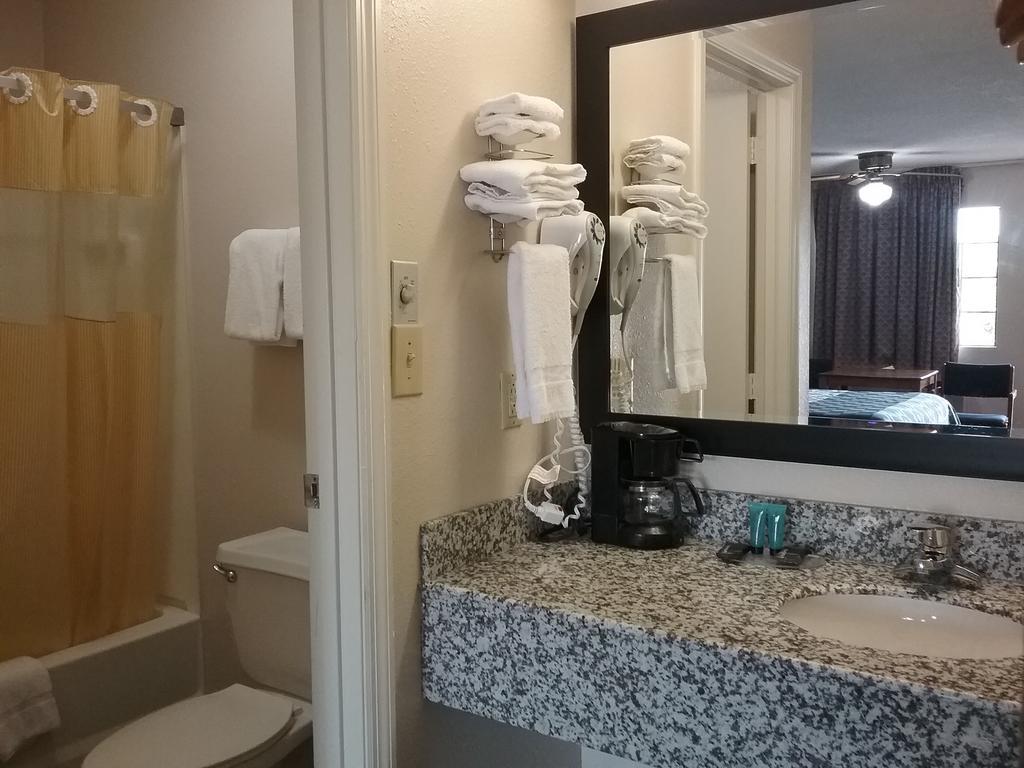 Americas Best Value Inn Блу-Ридж Экстерьер фото